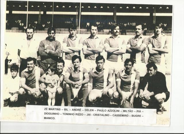 UMA_FAMILIA_DE_CRAQUES_NA_VILA
